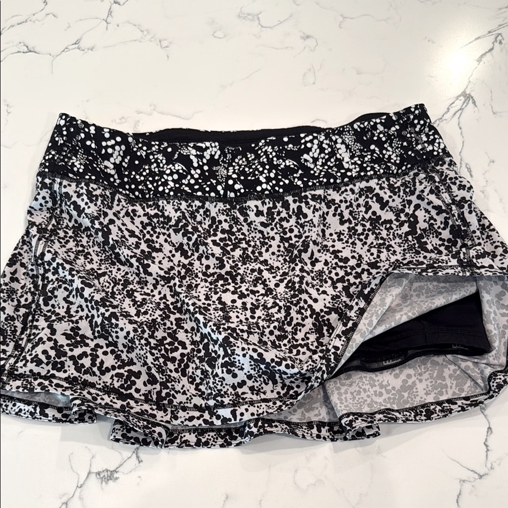 Lululemon Pace Rival Skirt size 8